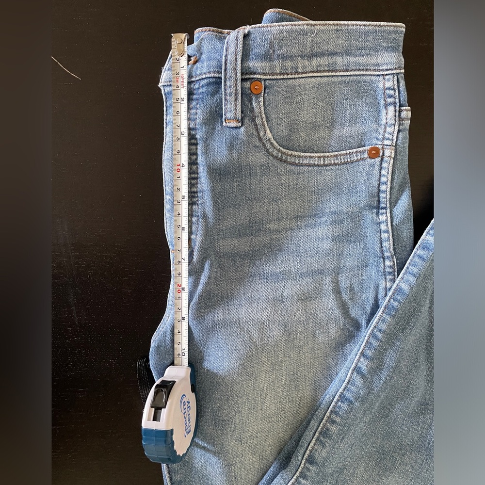 Madewell Stovepipe, Size 26 high rise, relaxed fit jean - Picture 3 of 7